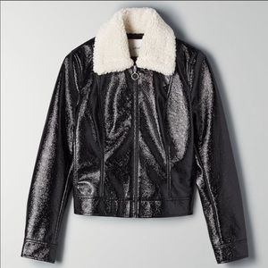 MOVING SALE❣️ Aritzia tempest jacket